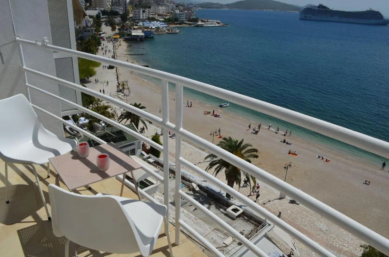Summer Breeze Apartment Saranda