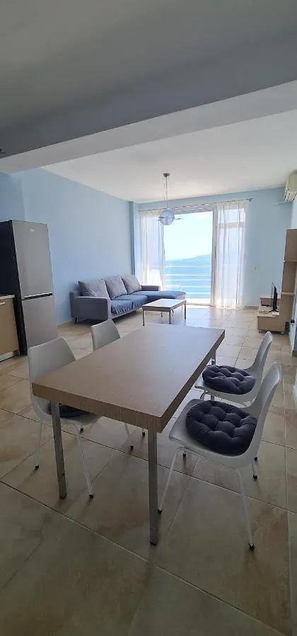 Summer Breeze Apartment Saranda 0*, Sarandë